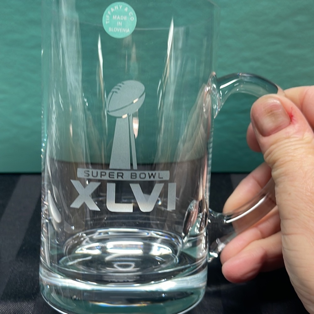 Tiffany & Co. Set of 2 Super Bowl XLVI Clear Crystal Beer Mugs, made in Slovenia